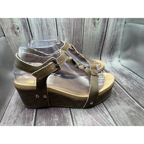 Volatile Gold Braided Leather Itzel Sandal Shoe Women Size 7 - Picture 1 of 12